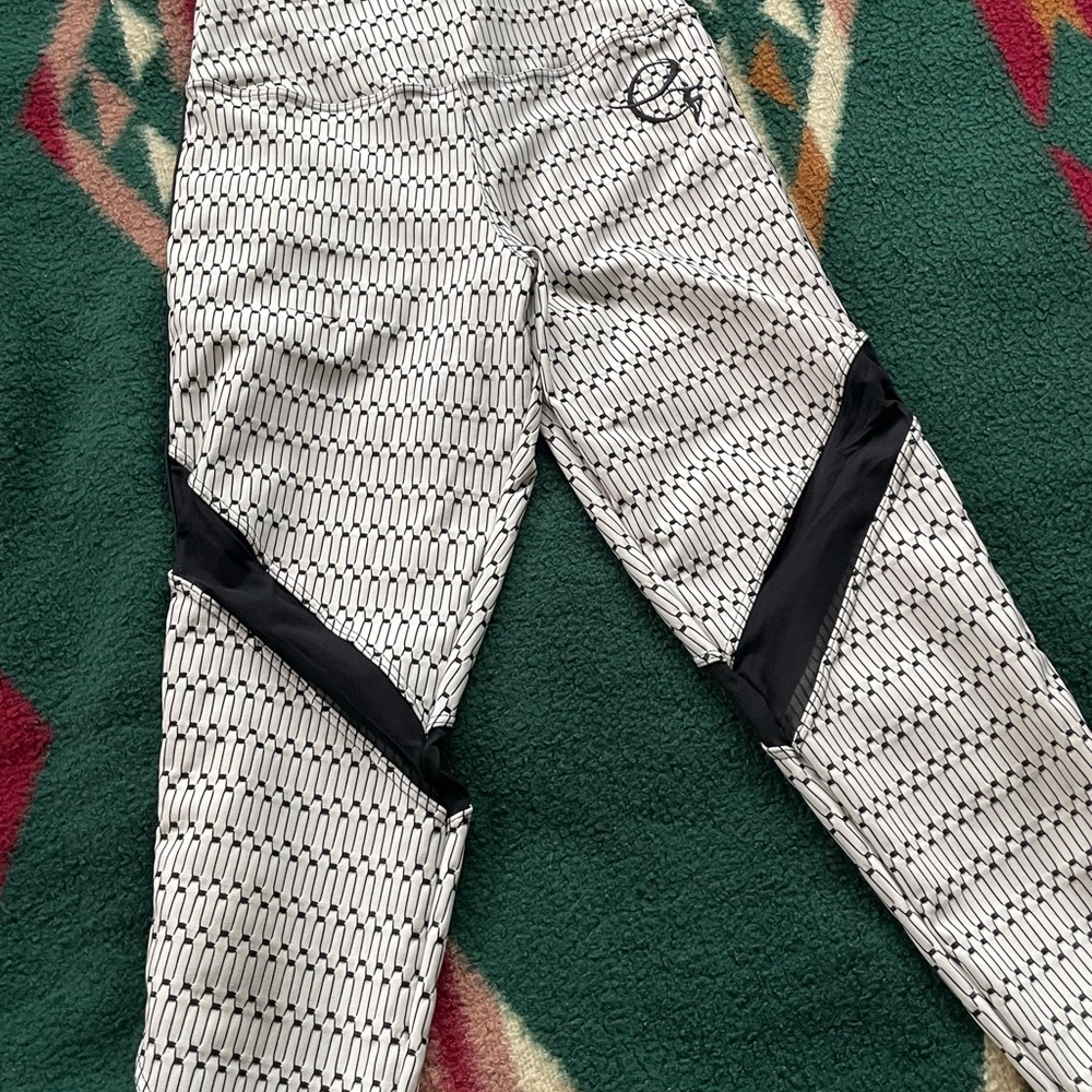 Equilibrium Black and White Patterned Leggings